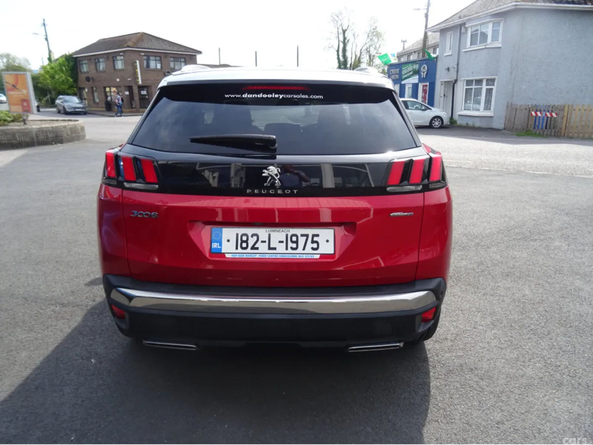 Peugeot 3008 Hatchback, Diesel, 2018, Red