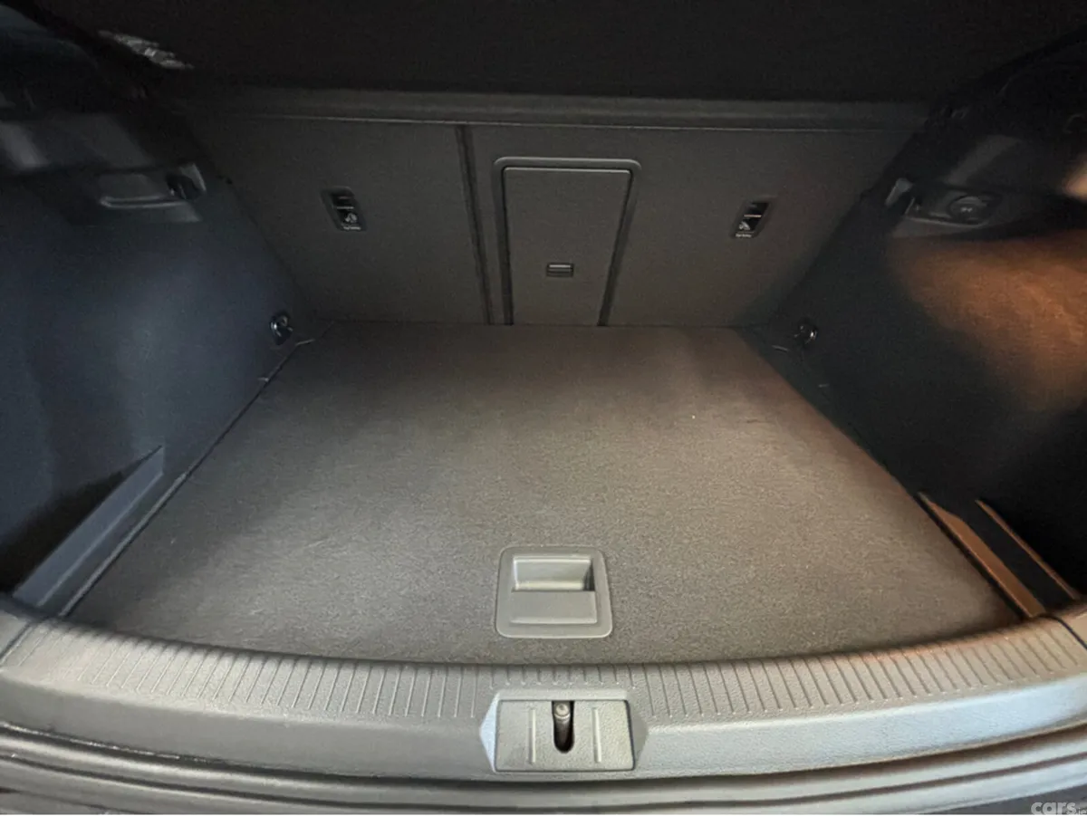 Volkswagen Golf Hatchback, Petrol, 2016, Black