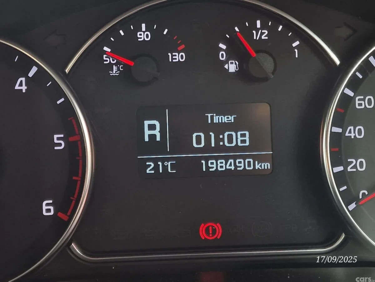 Kia Carens MPV, Diesel, 2018, Blue