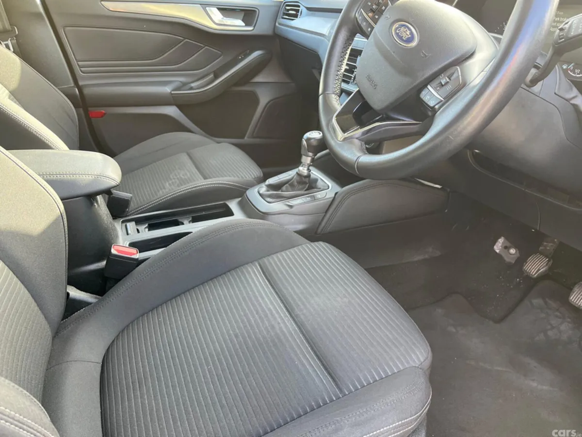 Ford Focus Hatchback, Petrol Hybrid, 2021, Grey