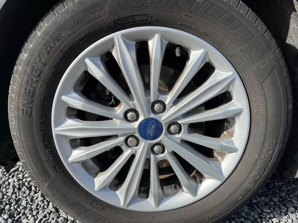 Ford Focus Hatchback, Petrol Hybrid, 2021, Grey