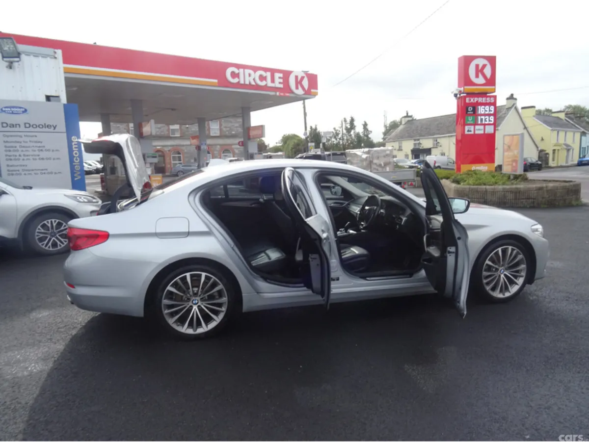 BMW 5-Series Saloon, Diesel, 2017, Grey