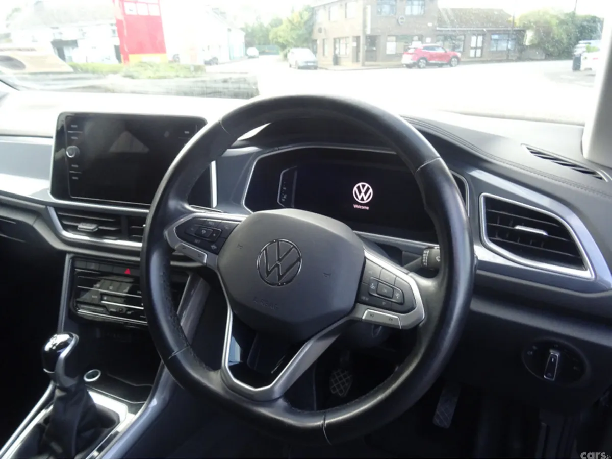 Volkswagen T-Roc SUV, Petrol, 2023, Grey