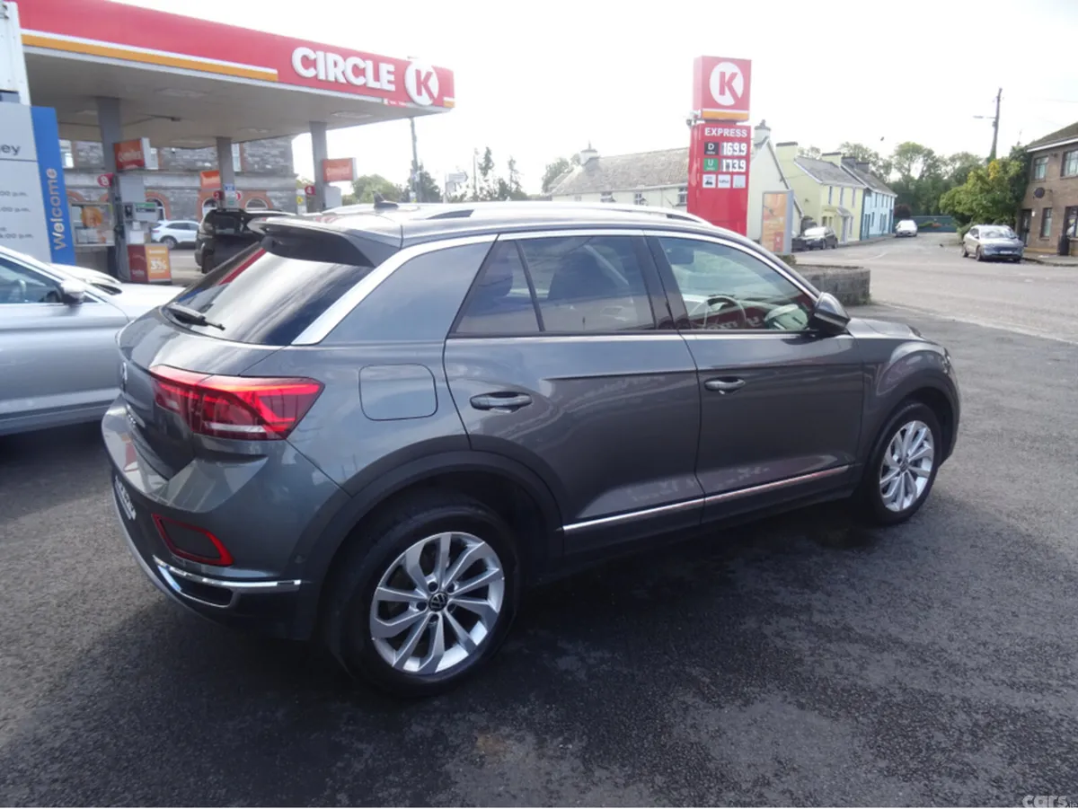 Volkswagen T-Roc SUV, Petrol, 2023, Grey