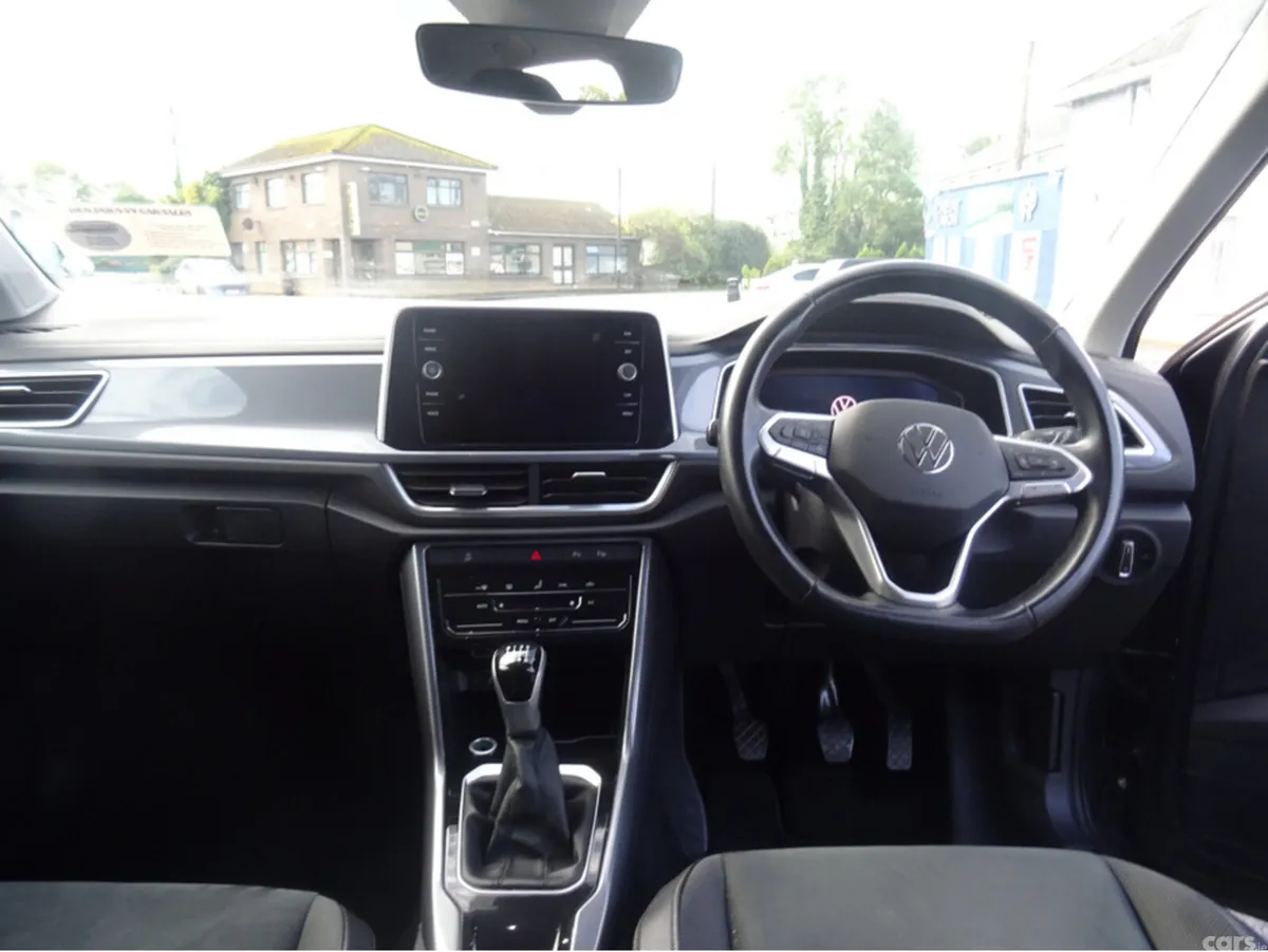 Volkswagen T-Roc SUV, Petrol, 2023, Grey
