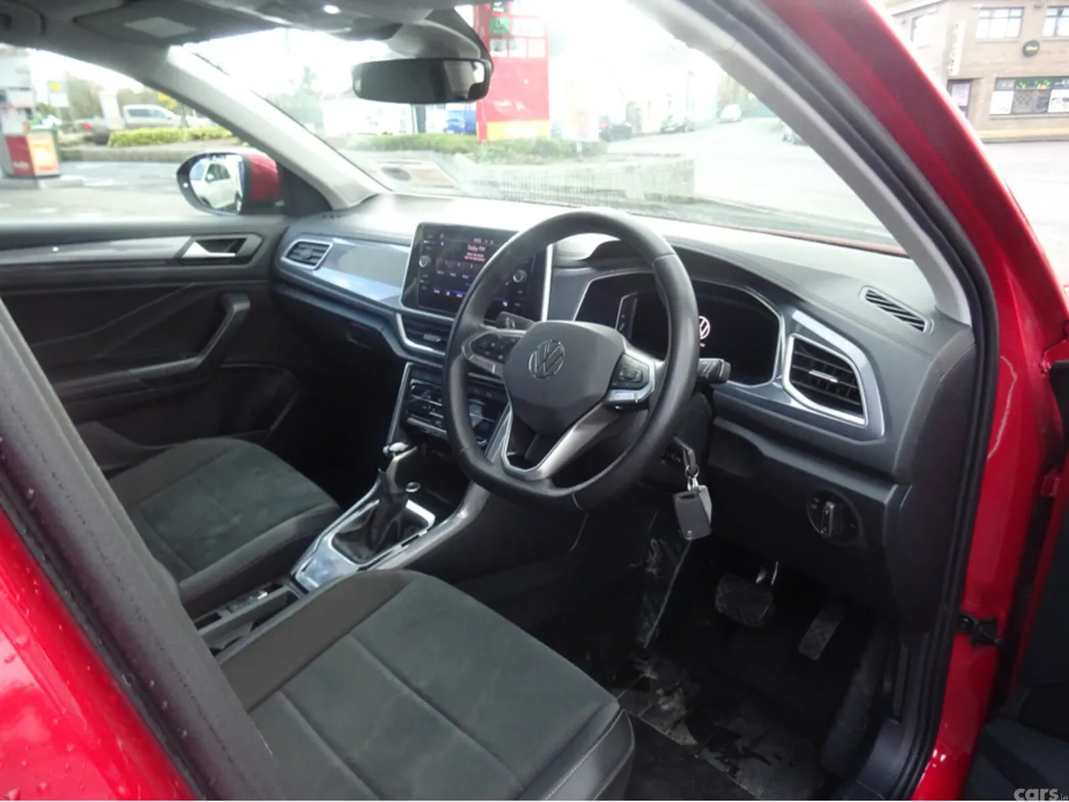 Volkswagen T-Roc Estate, Petrol, 2023, Red