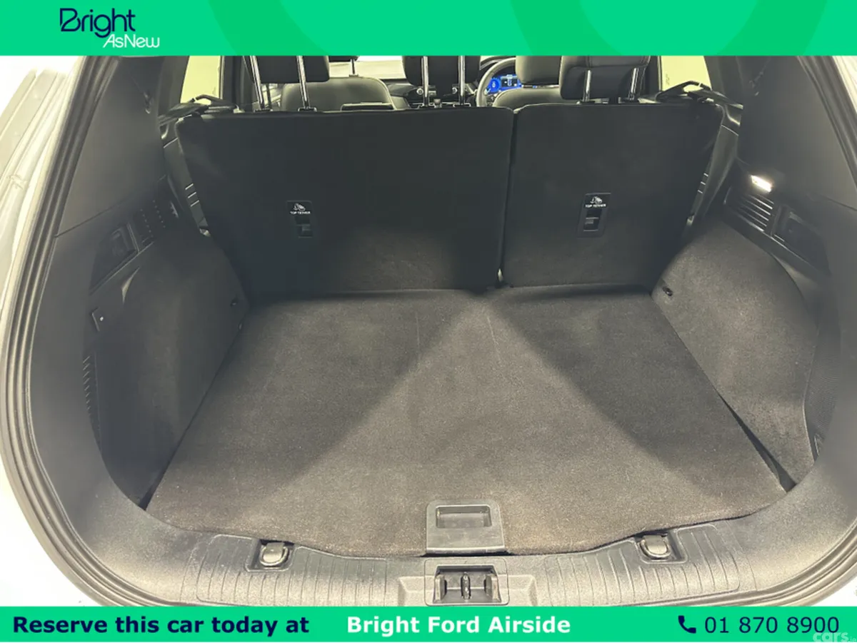Ford Kuga MPV, Petrol Plug-in Hybrid, 2023, White