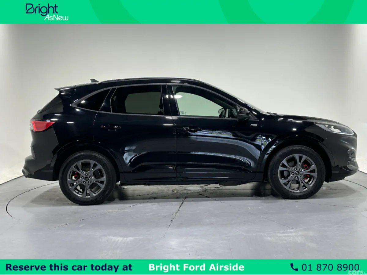Ford Kuga MPV, Petrol Plug-in Hybrid, 2023, Black