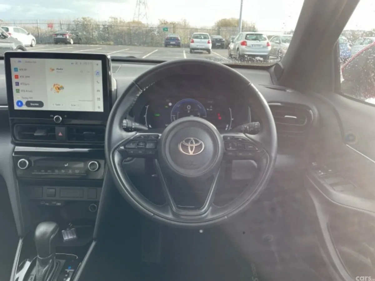 Toyota Yaris Cross SUV, Petrol Hybrid, 2025, Red