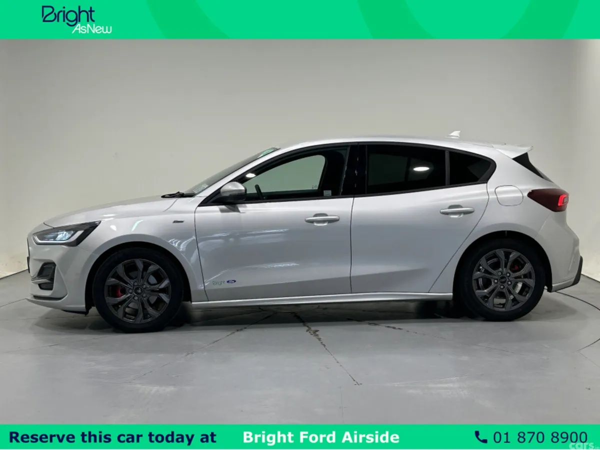 Ford Focus Hatchback, Petrol Hybrid, 2025, Grey