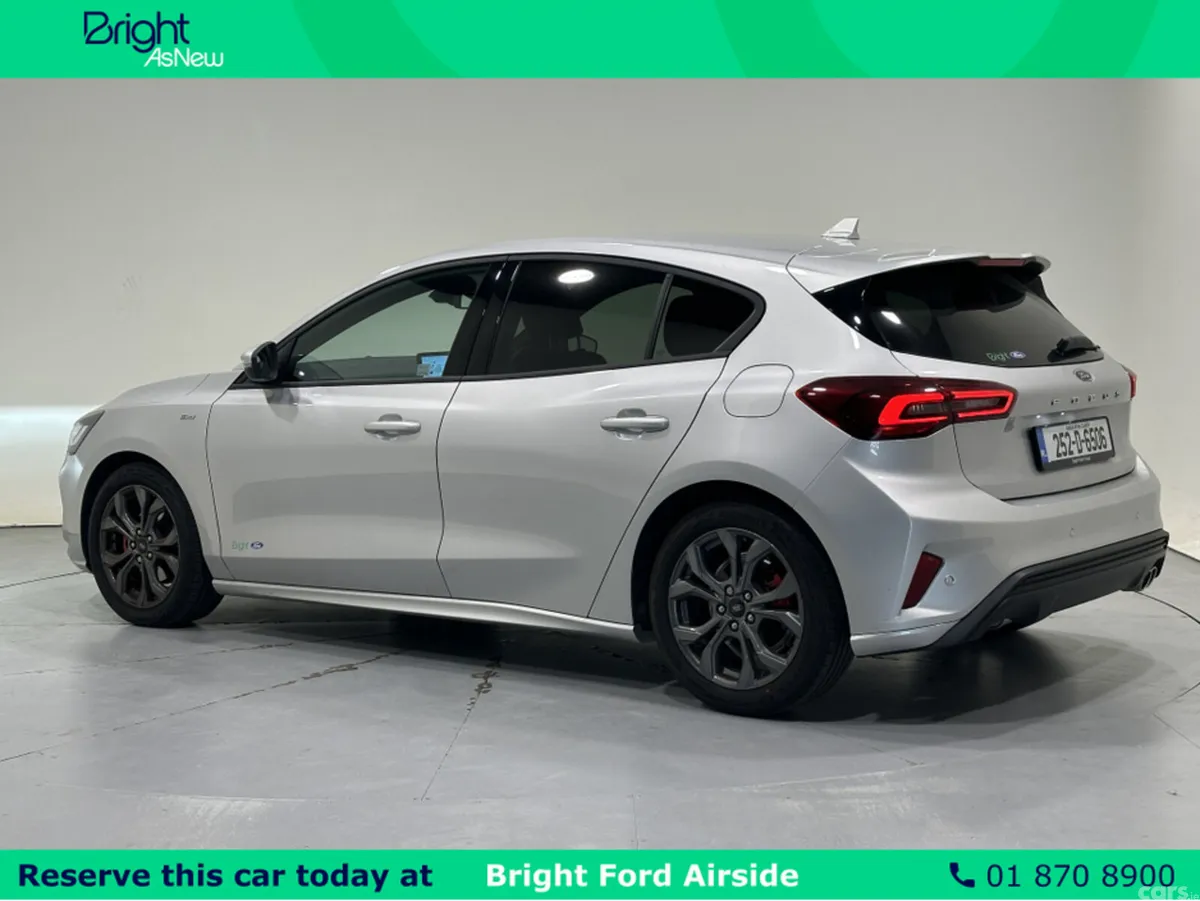 Ford Focus Hatchback, Petrol Hybrid, 2025, Grey