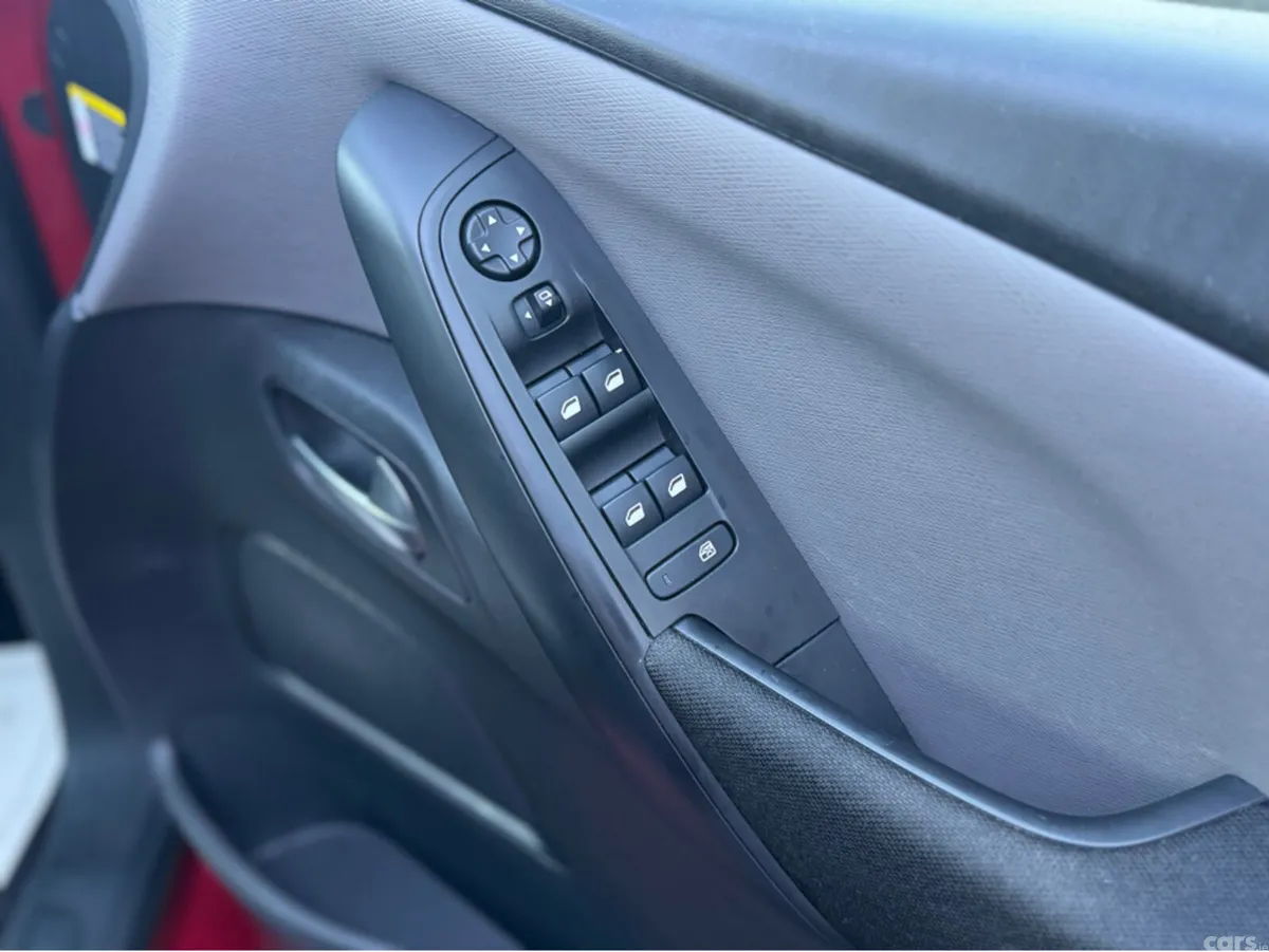 Citroen Grand C4 Picasso MPV, Diesel, 2017, Red
