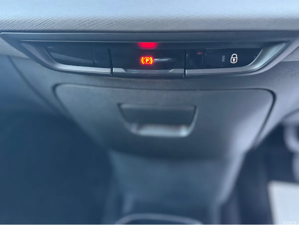 Citroen Grand C4 Picasso MPV, Diesel, 2017, Red