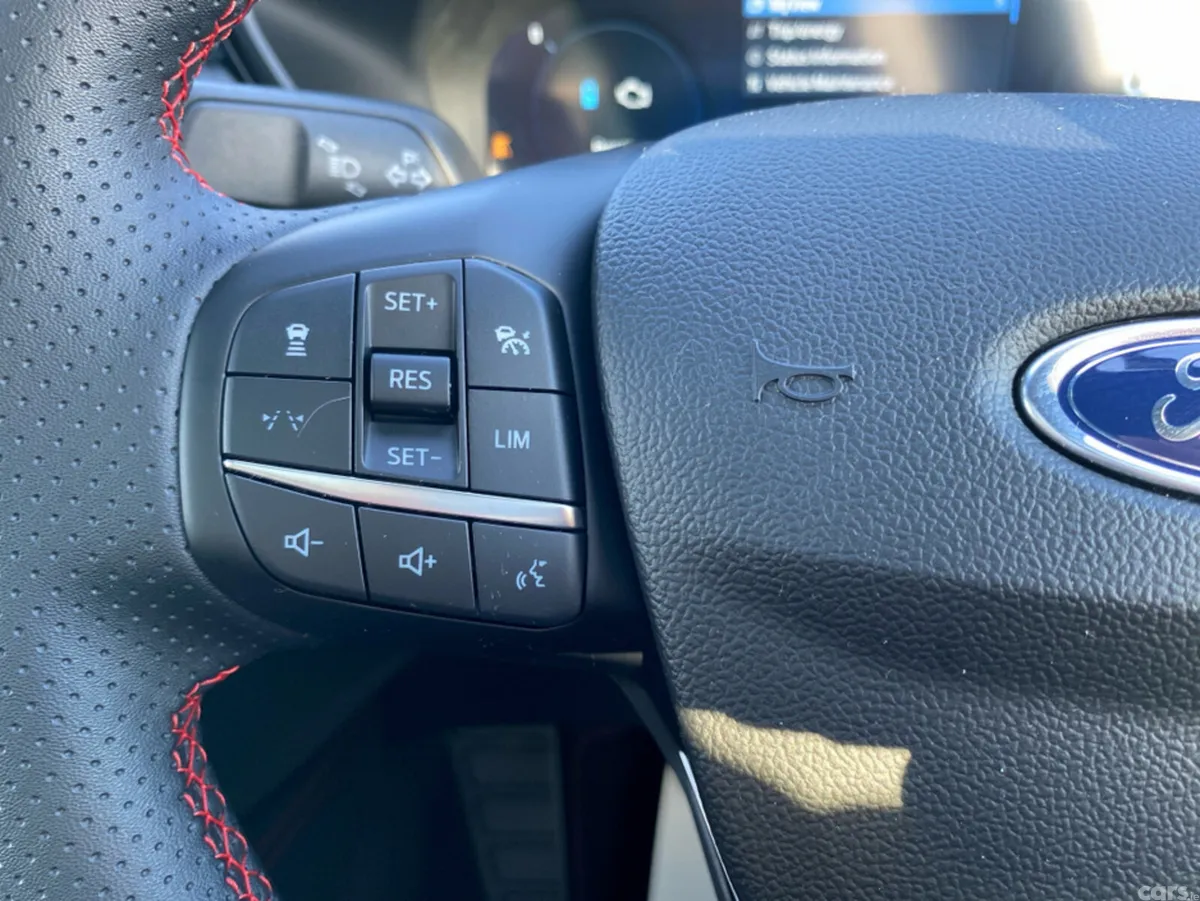 Ford Kuga SUV, Petrol Plug-in Hybrid, 2026, Grey
