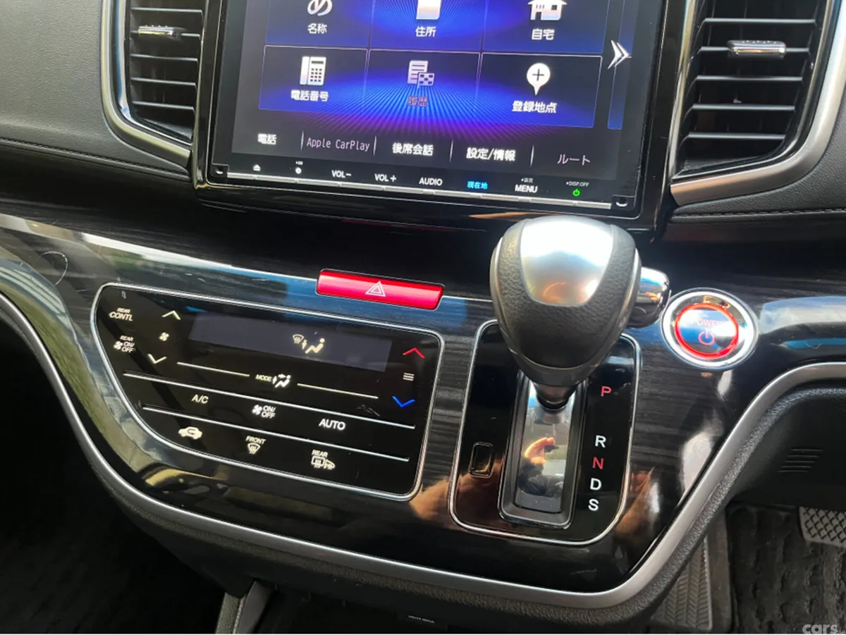 Honda Odyssey MPV, Petrol Hybrid, 2019, White