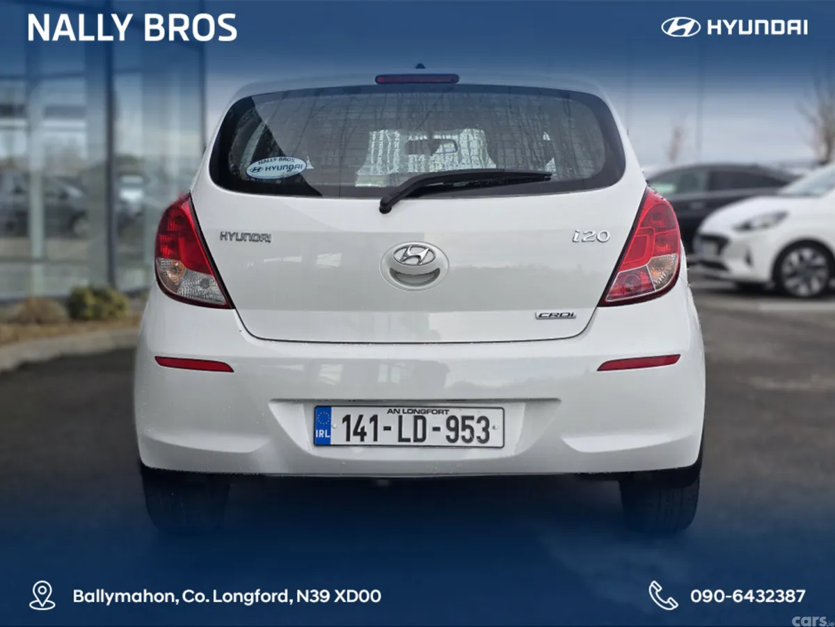 Hyundai i20 Hatchback, Diesel, 2014, White