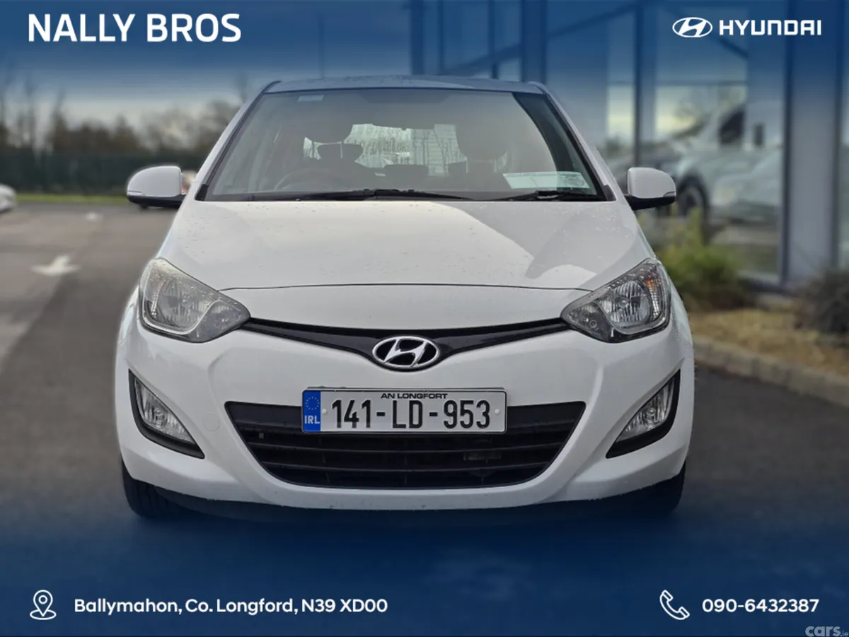 Hyundai i20 Hatchback, Diesel, 2014, White