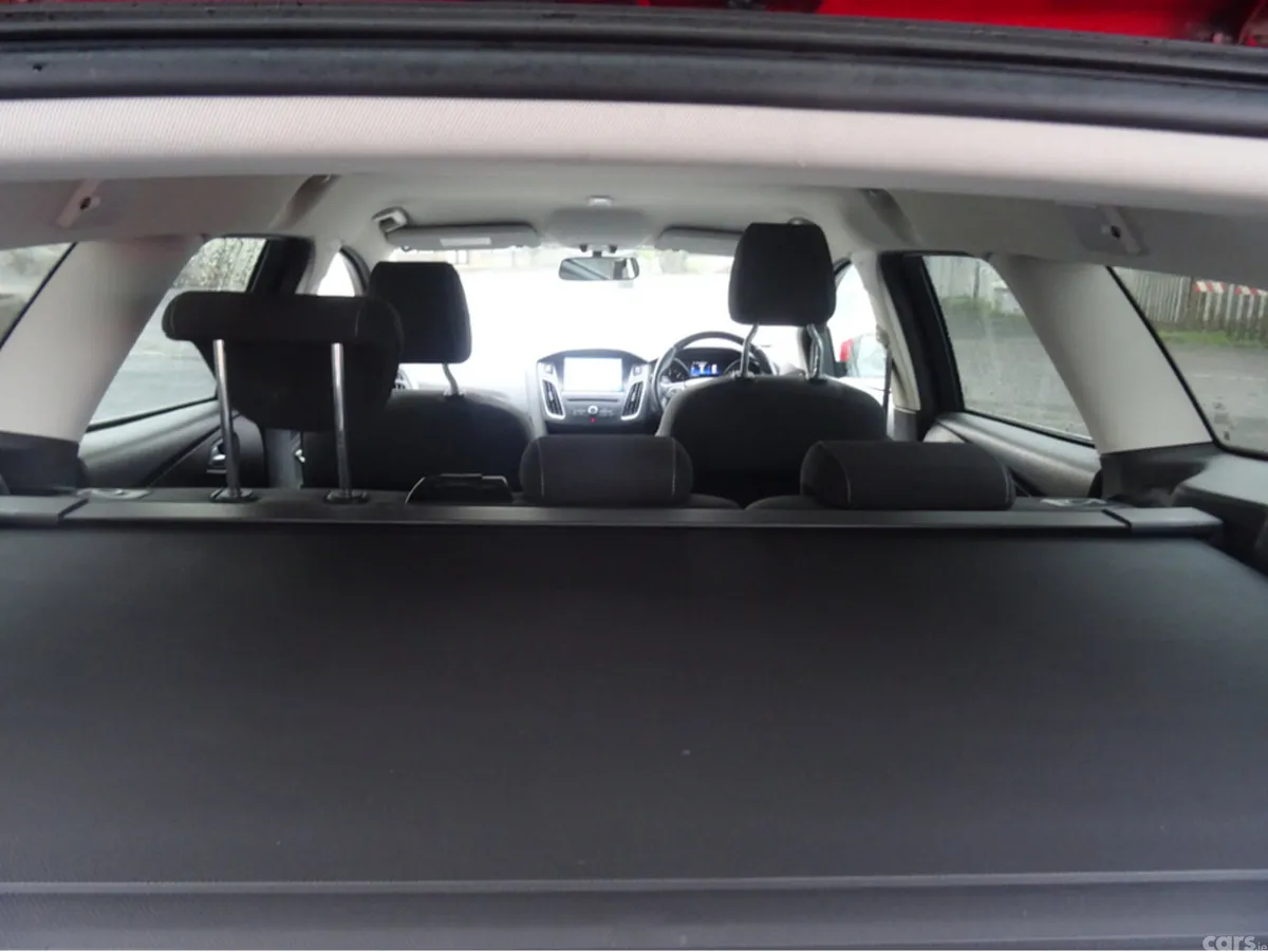 Ford Focus Estate, Diesel, 2017, Red