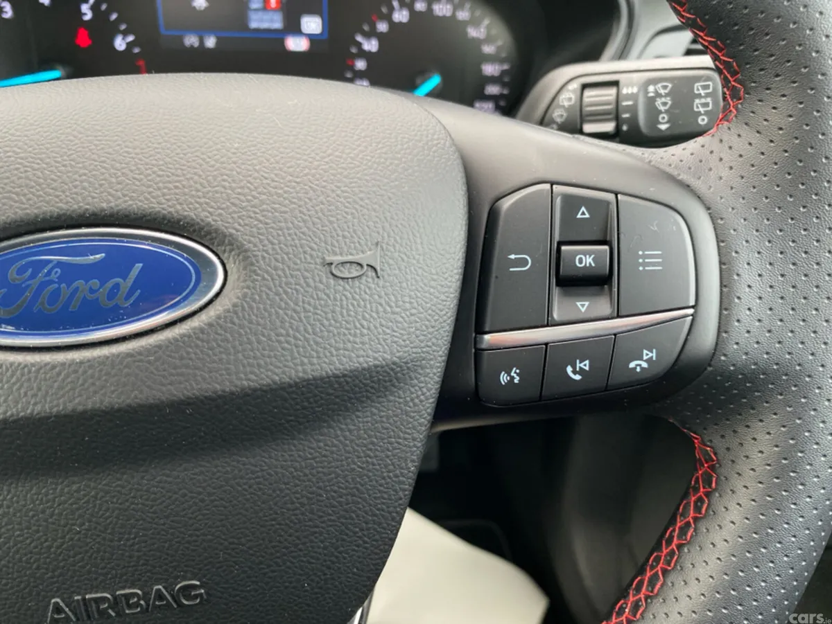 Ford Focus Hatchback, Petrol, 2025, Grey