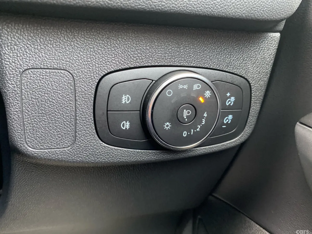 Ford Focus Hatchback, Petrol, 2025, Grey