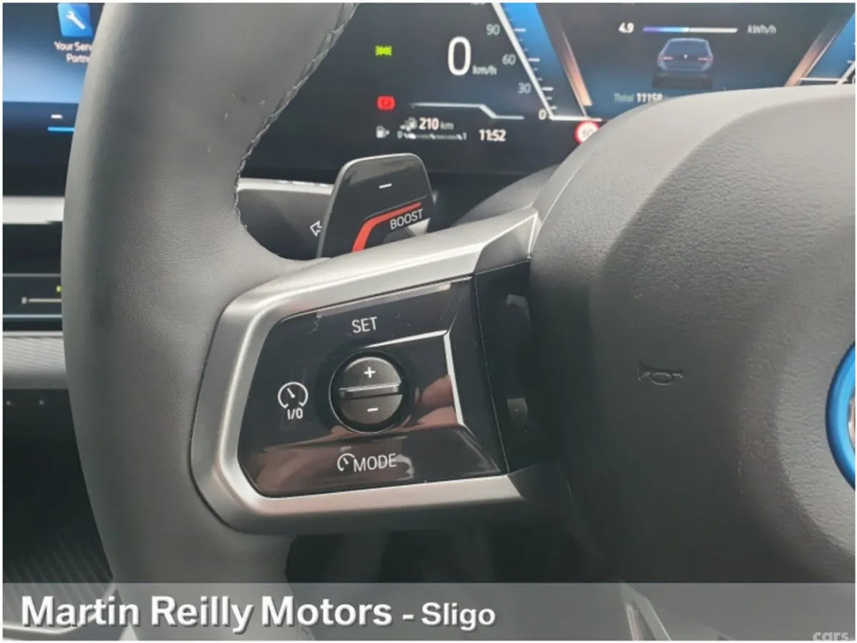 BMW 5-Series Estate, Petrol Plug-in Hybrid, 2025, Blue