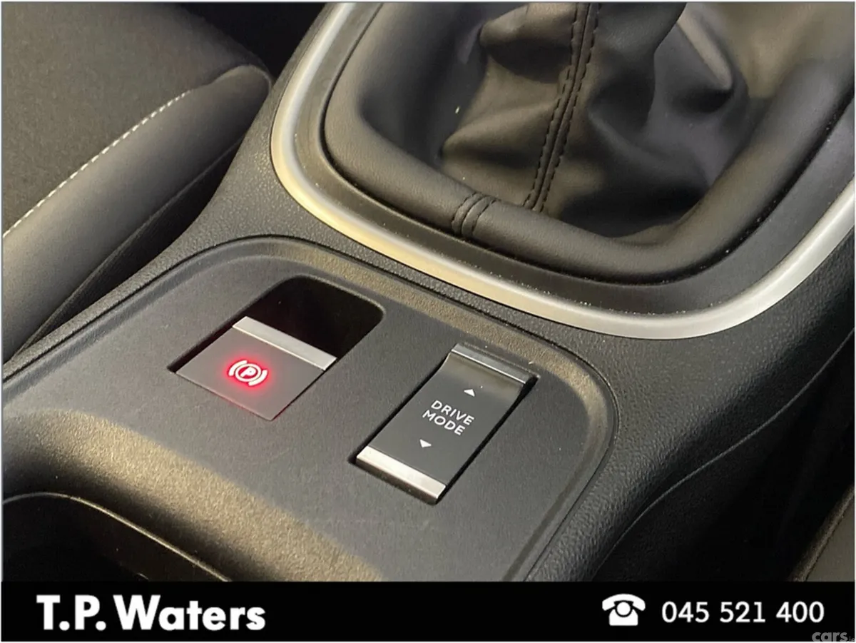 Jeep Avenger MPV, Petrol, 2025, Grey