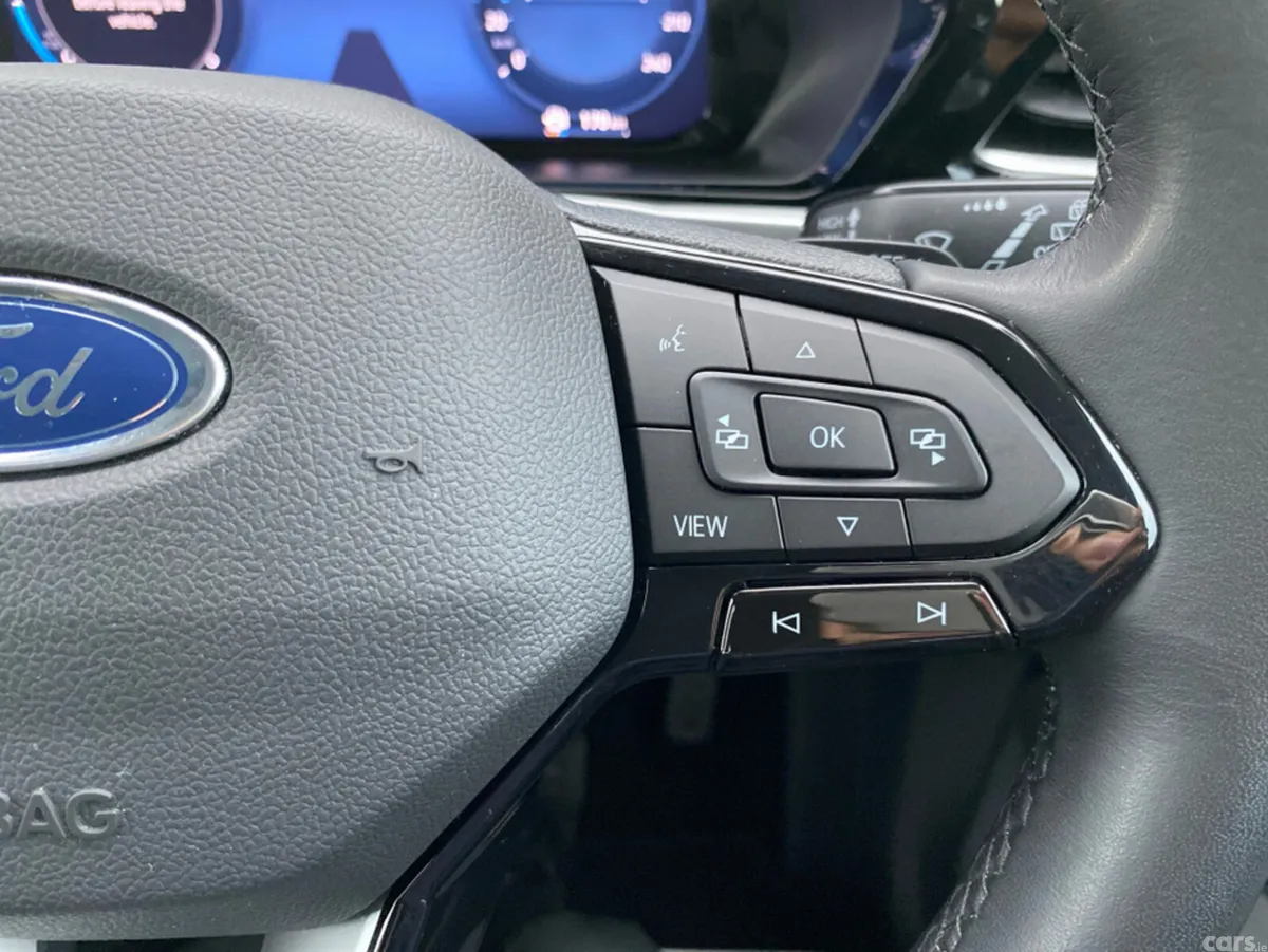 Ford Tourneo Connect MPV, Diesel, 2025, Black