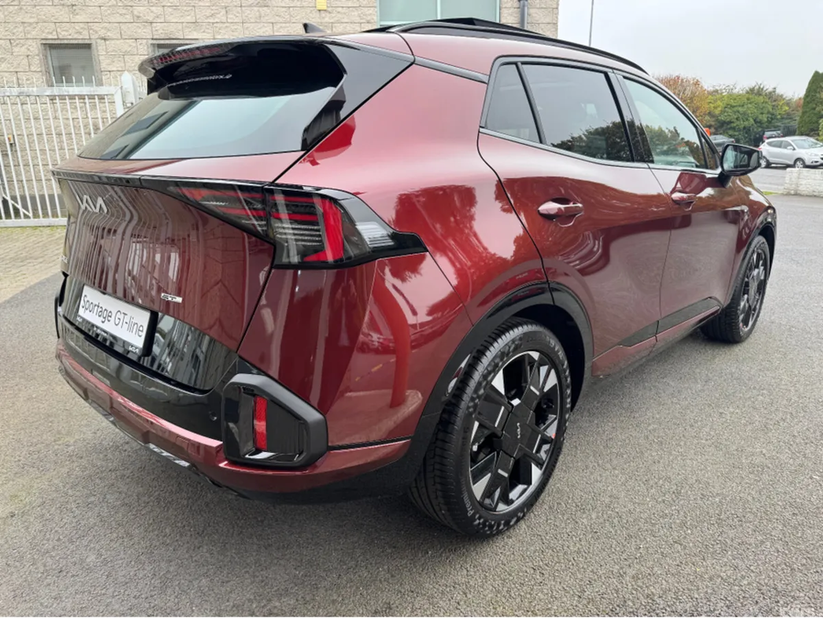 Kia Sportage Hatchback, Diesel, 2026, Red