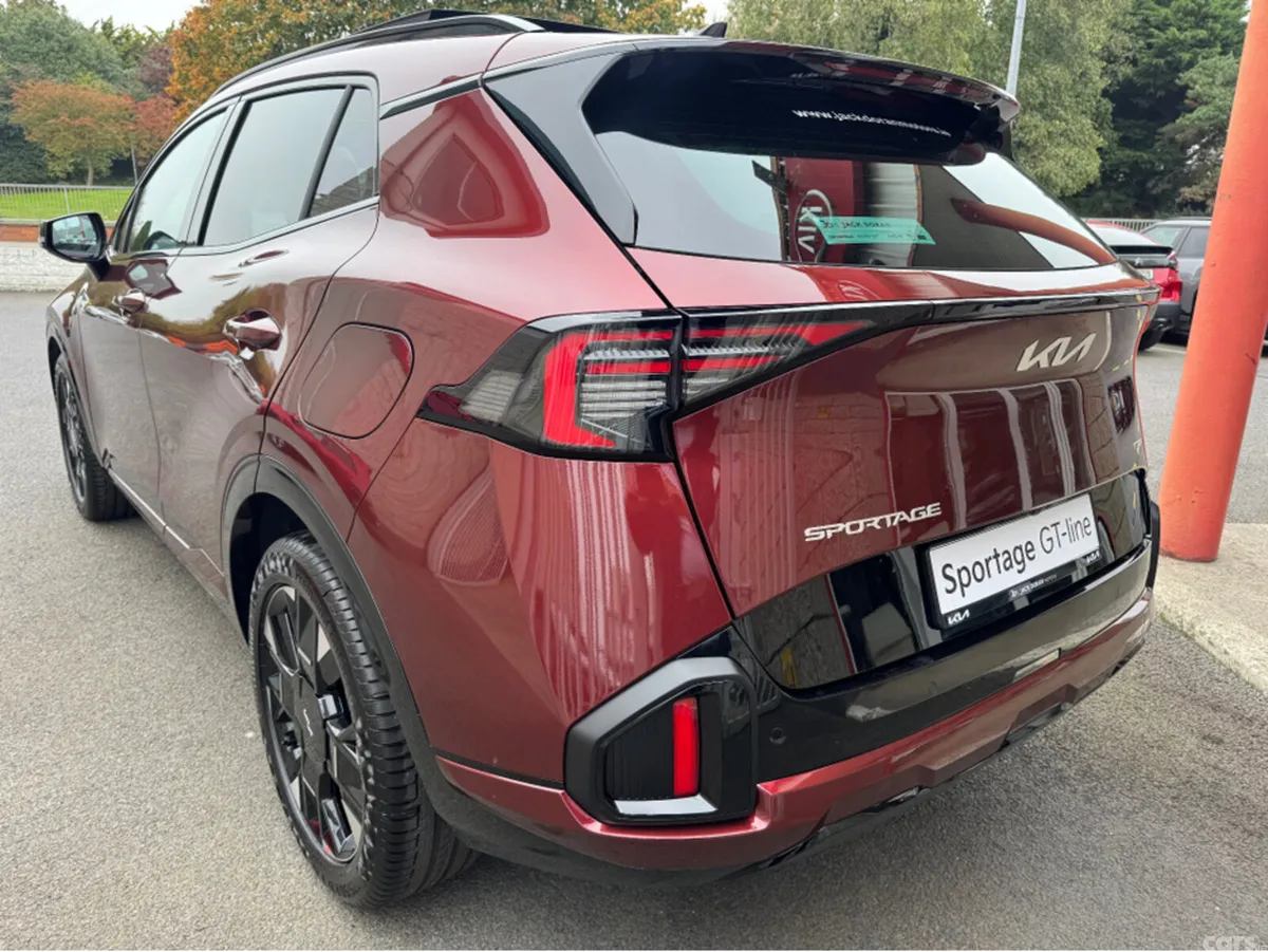 Kia Sportage Hatchback, Diesel, 2026, Red