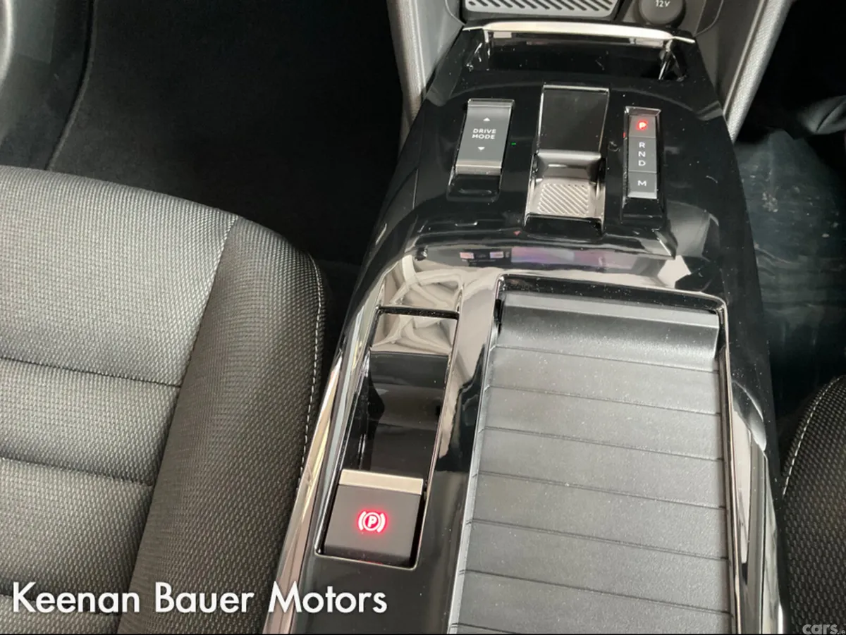 Citroen C4 Hatchback, Petrol Hybrid, 2026, Red