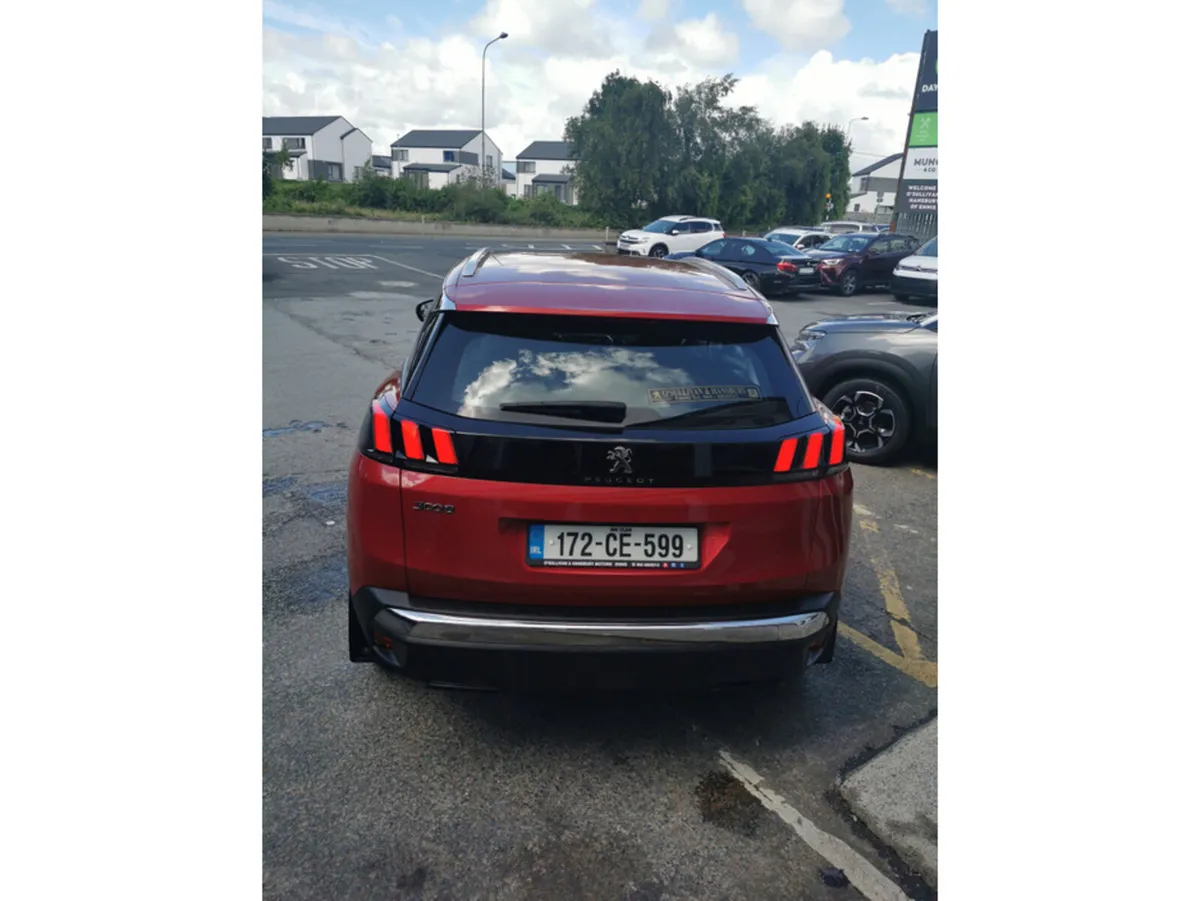 Peugeot 3008 Hatchback, Diesel, 2017, Red