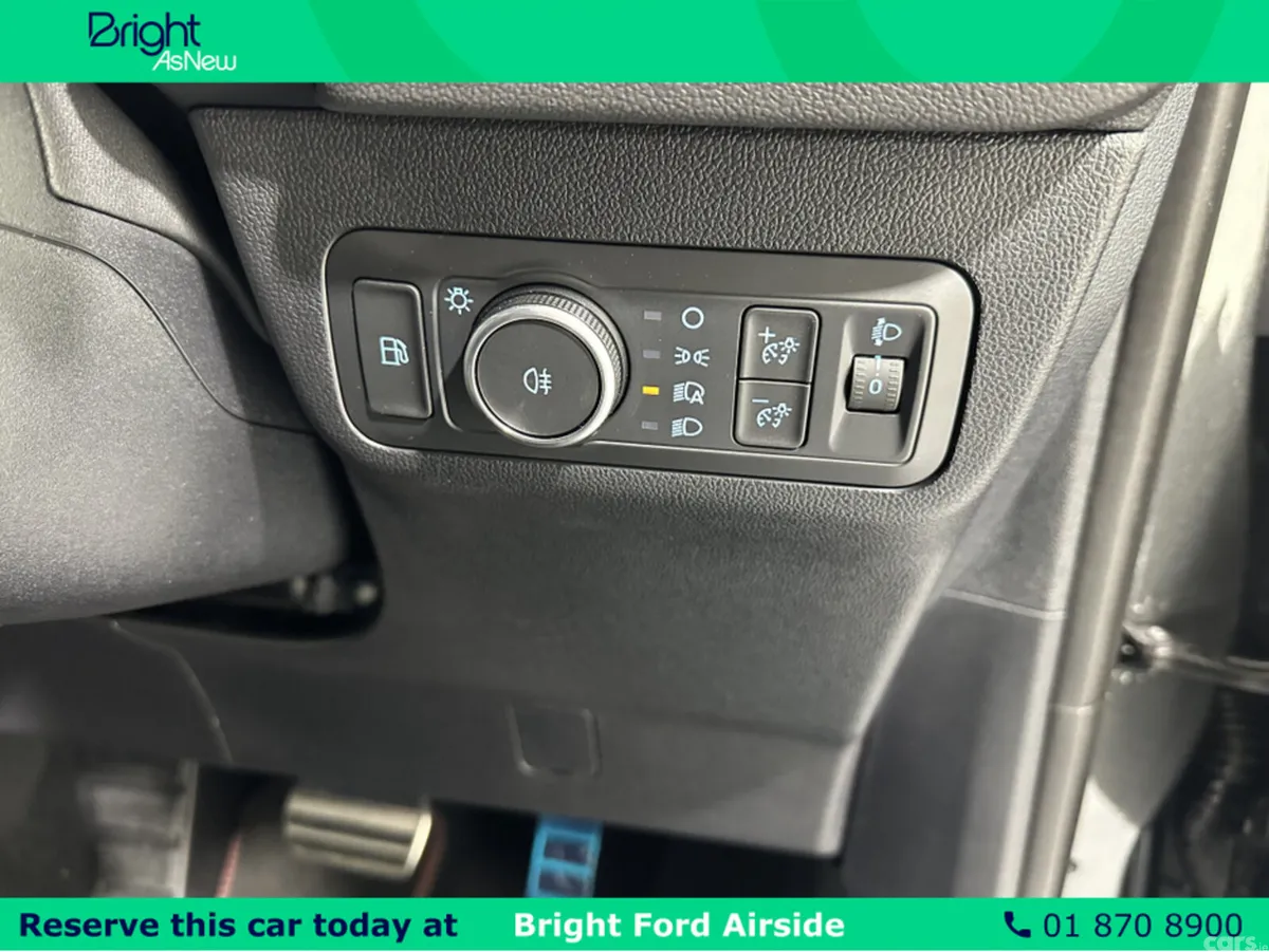 Ford Kuga MPV, Petrol, 2025, Grey