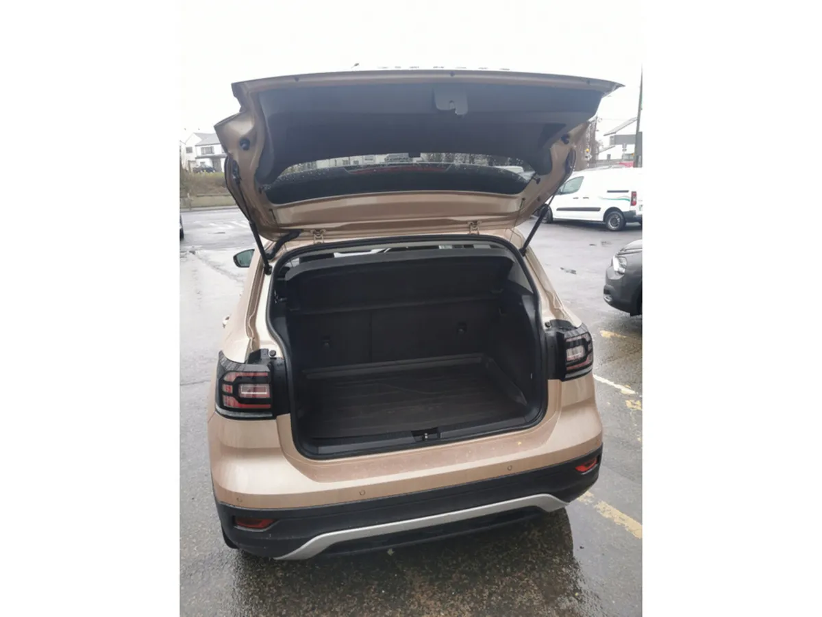 Volkswagen T-Cross Estate, Petrol, 2019, Gold