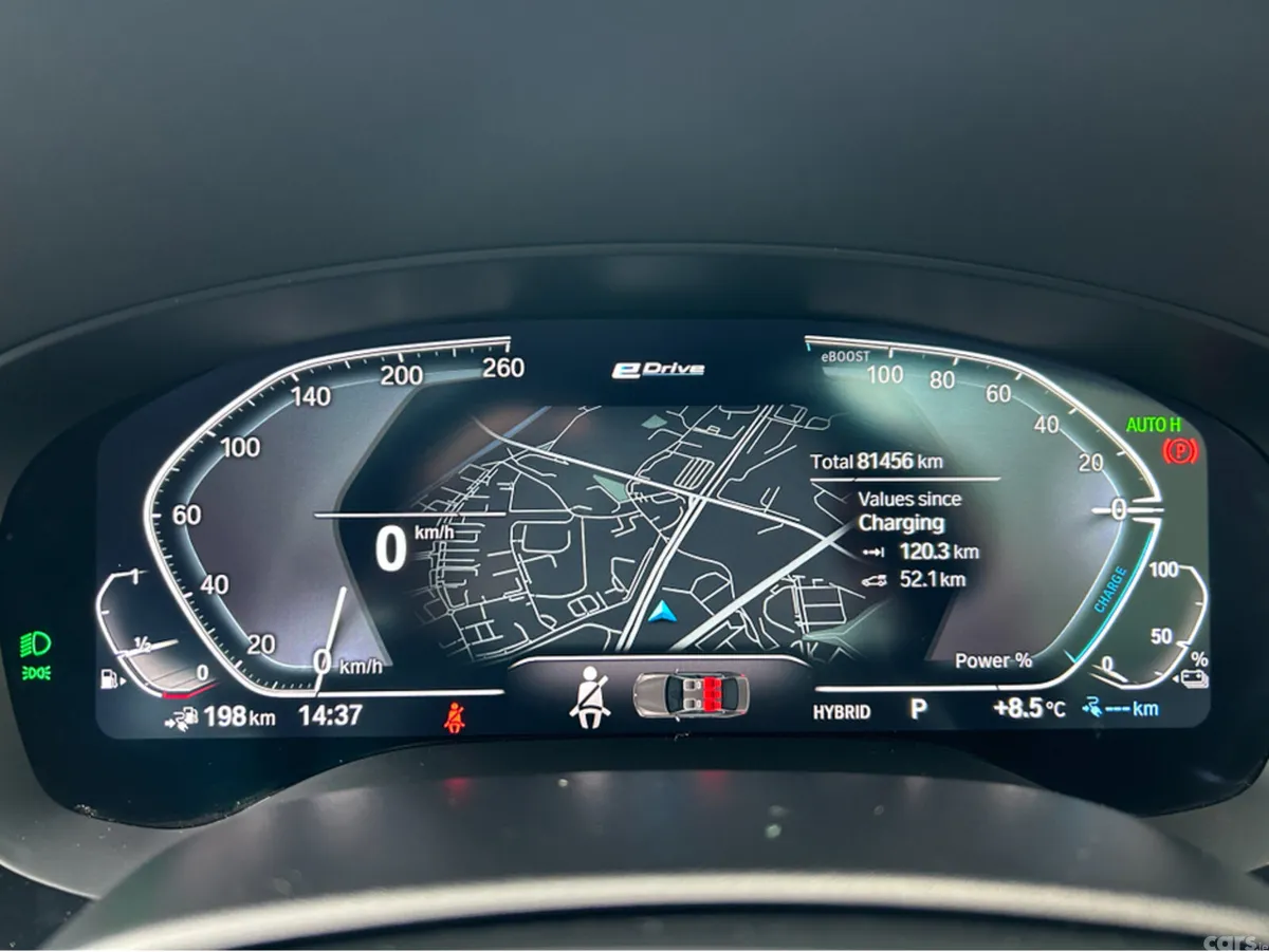 BMW 5-Series Estate, Petrol Plug-in Hybrid, 2022, Grey