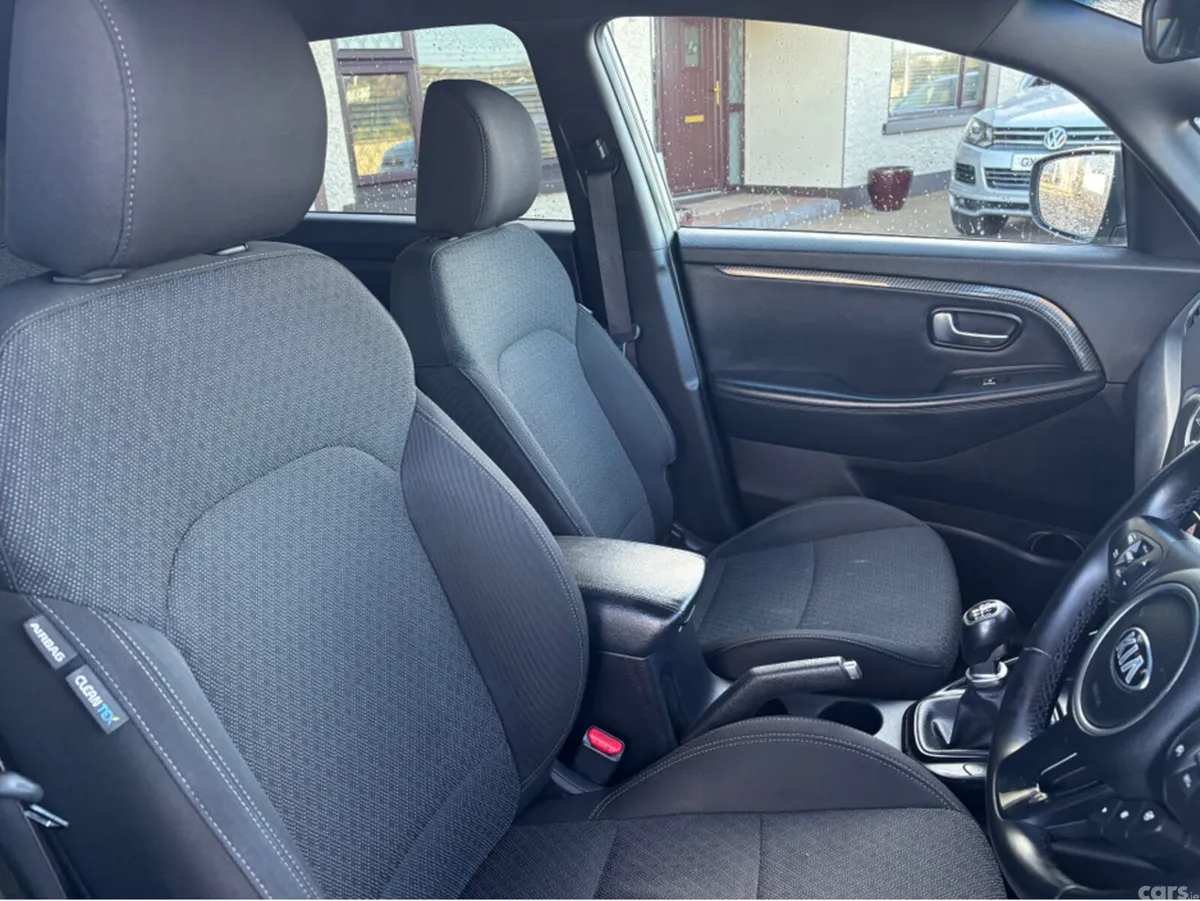 Kia Carens Estate, Diesel, 2018, Grey