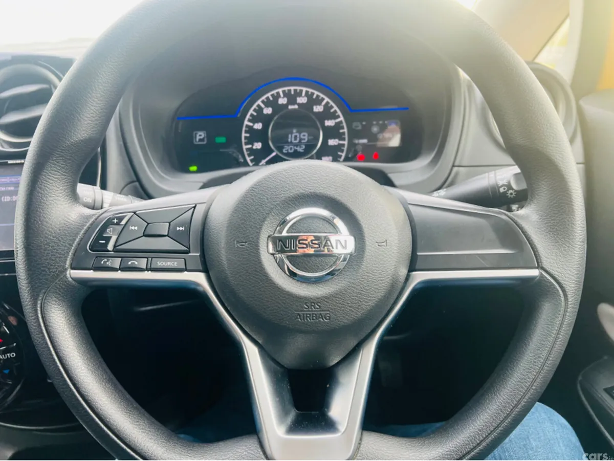 Nissan Note Hatchback, Petrol Hybrid, 2018, Yellow