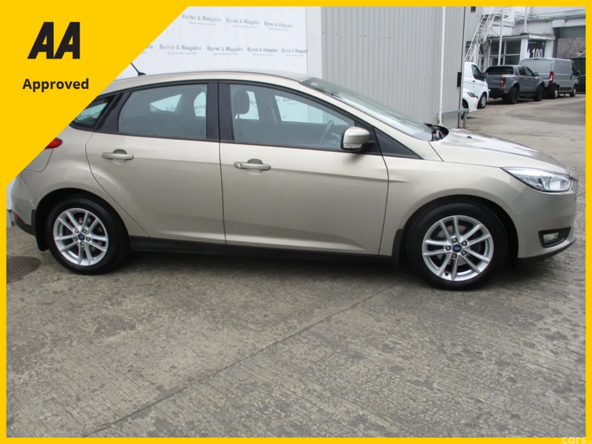 Ford Focus Hatchback, Petrol, 2016, Silver