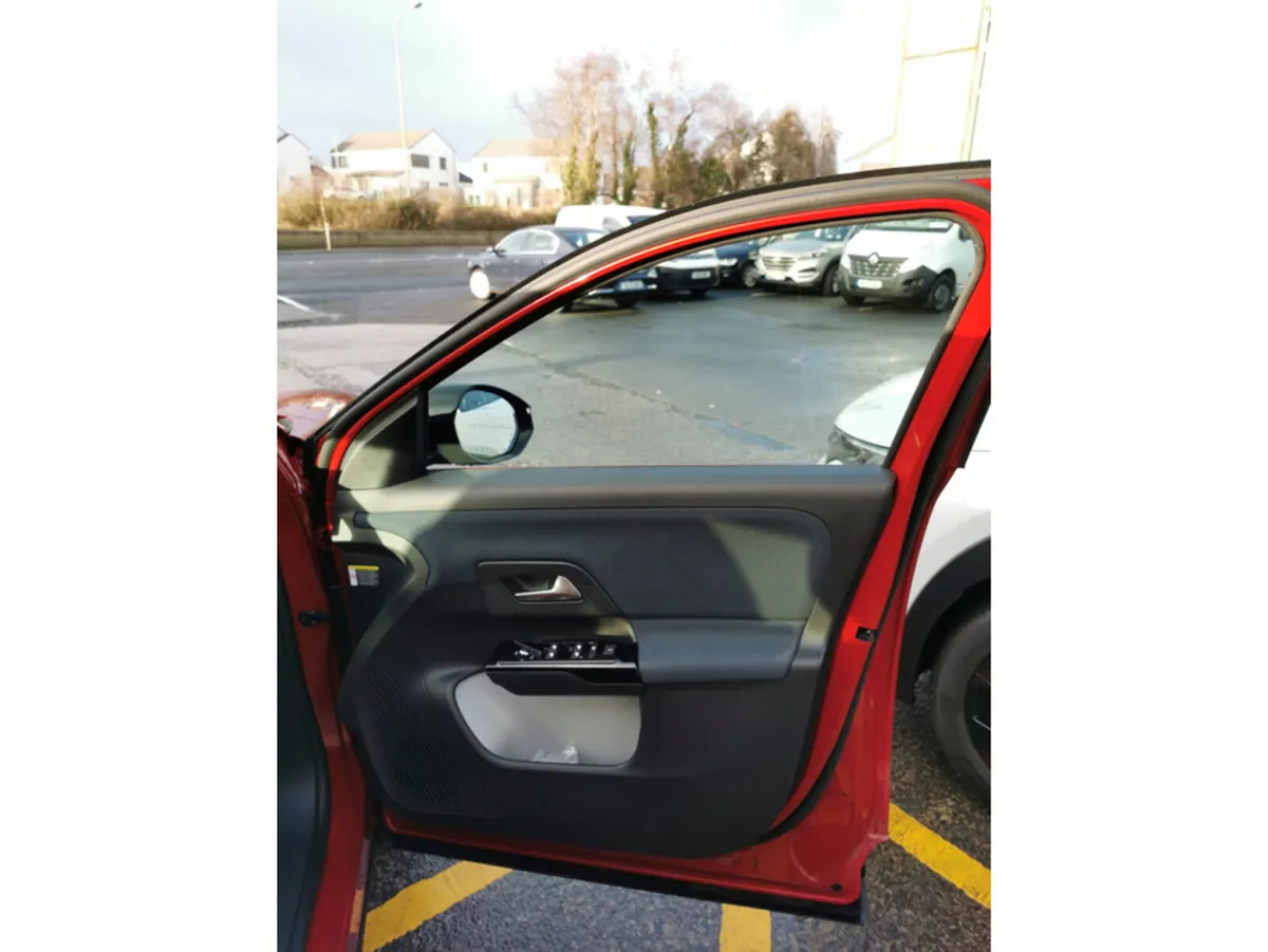 Citroen C5 Aircross Hatchback, Petrol, 2026, Red