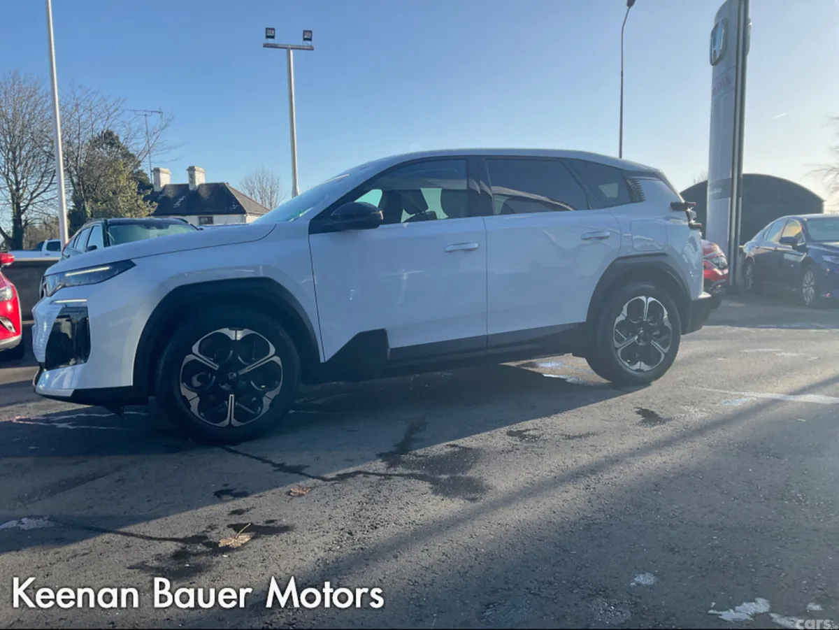 Citroen C5 Aircross SUV, Electric, 2026, White