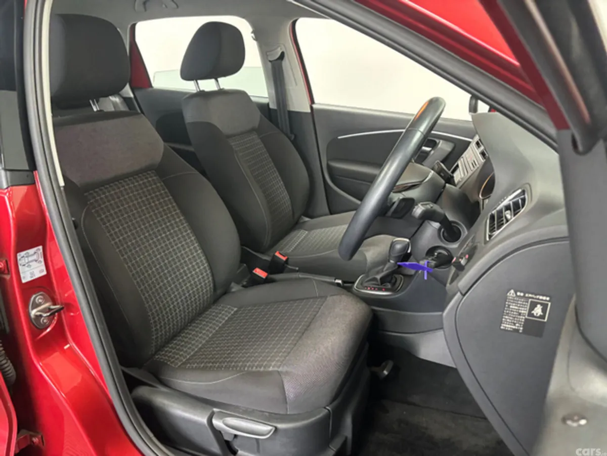 Volkswagen Polo Hatchback, Petrol, 2016, Red