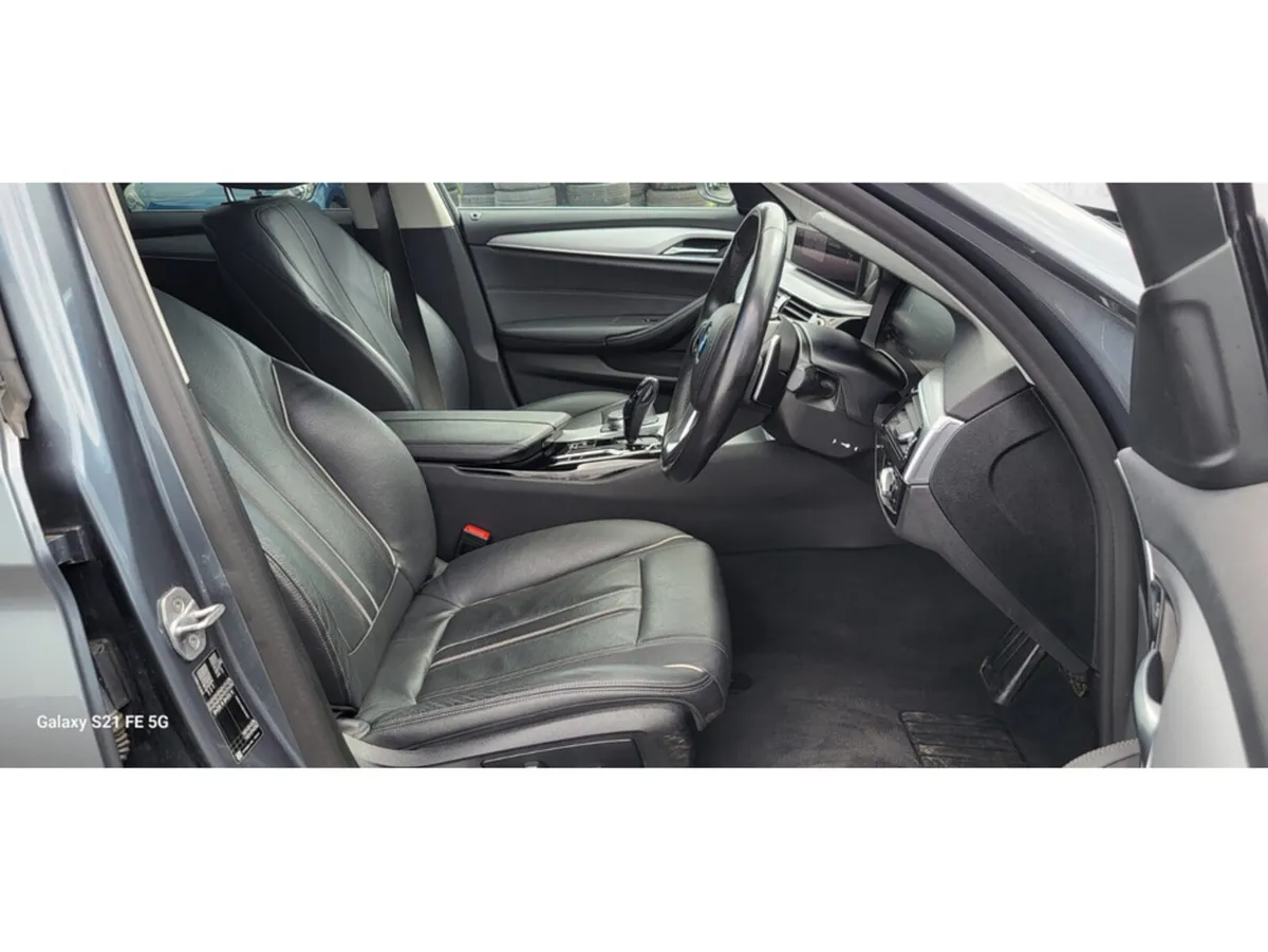BMW 5-Series Saloon, Diesel Hybrid, 2021, Blue