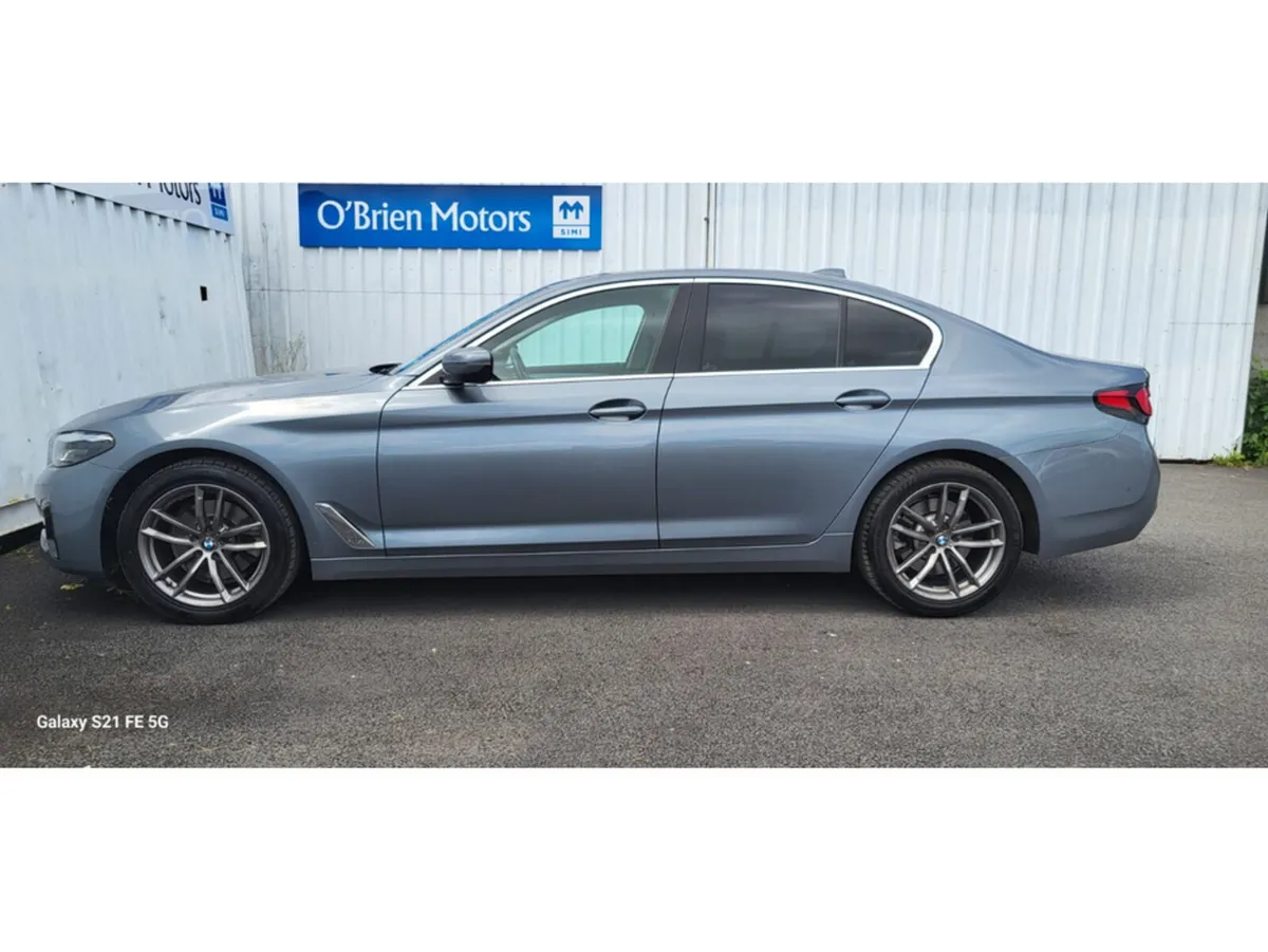 BMW 5-Series Saloon, Diesel Hybrid, 2021, Blue