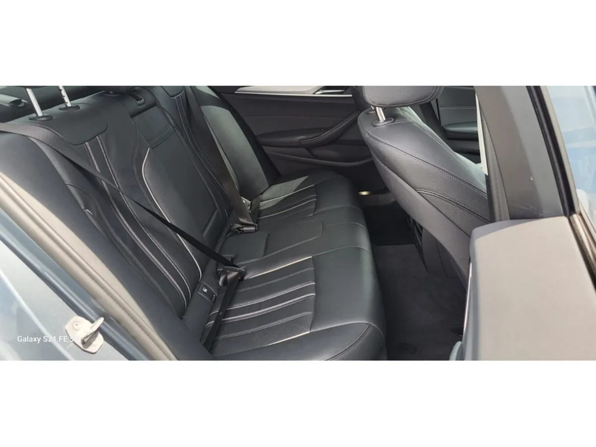 BMW 5-Series Saloon, Diesel Hybrid, 2021, Blue