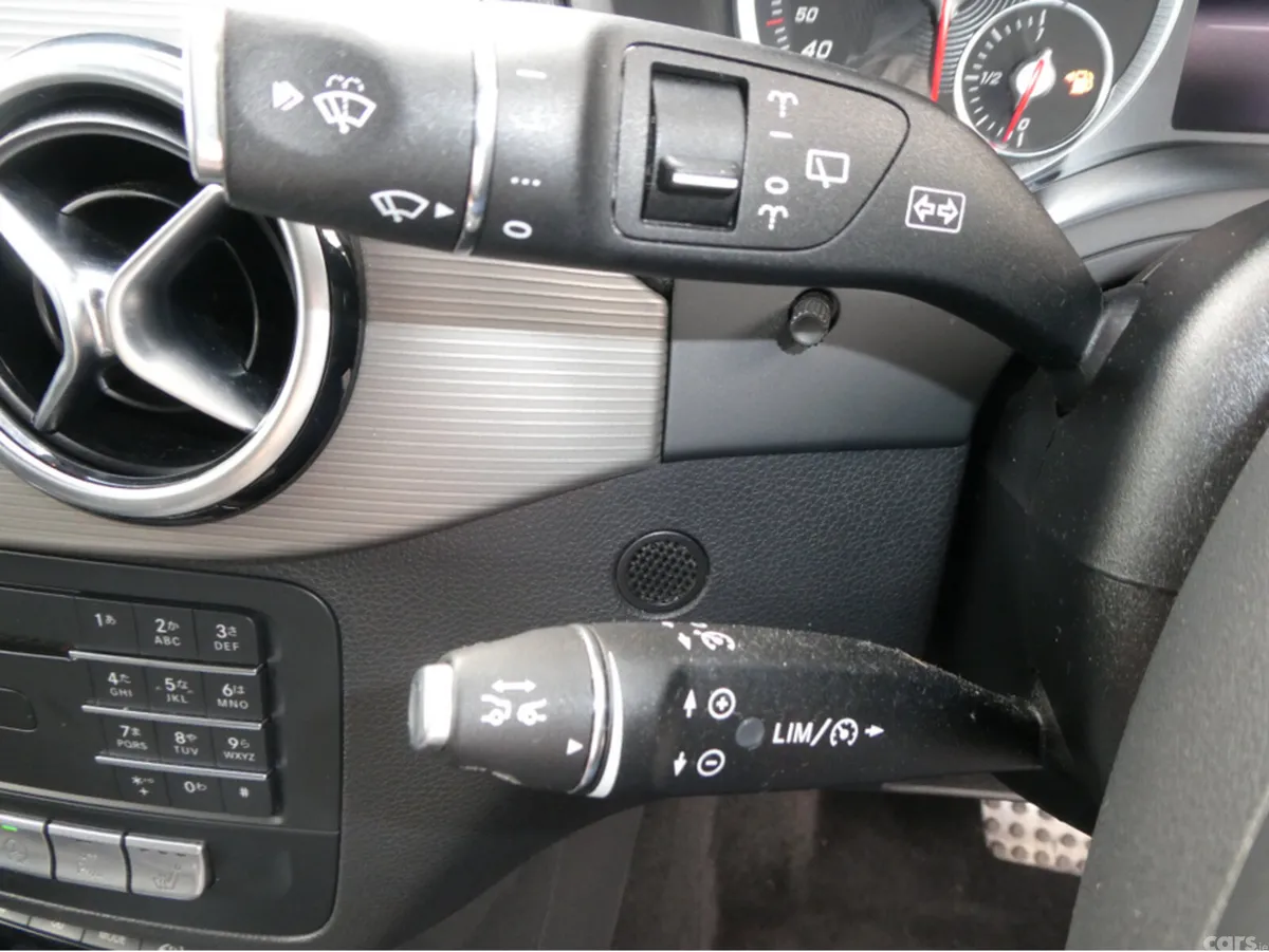 Mercedes-Benz B-Class Hatchback, Petrol, 2016, Black