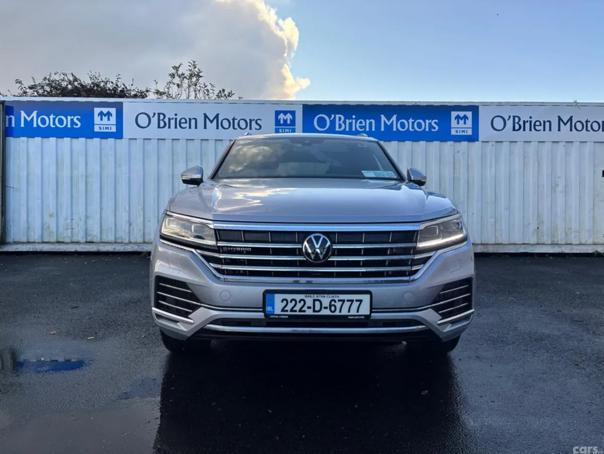 Volkswagen Touareg SUV, Petrol Plug-in Hybrid, 2022, Grey