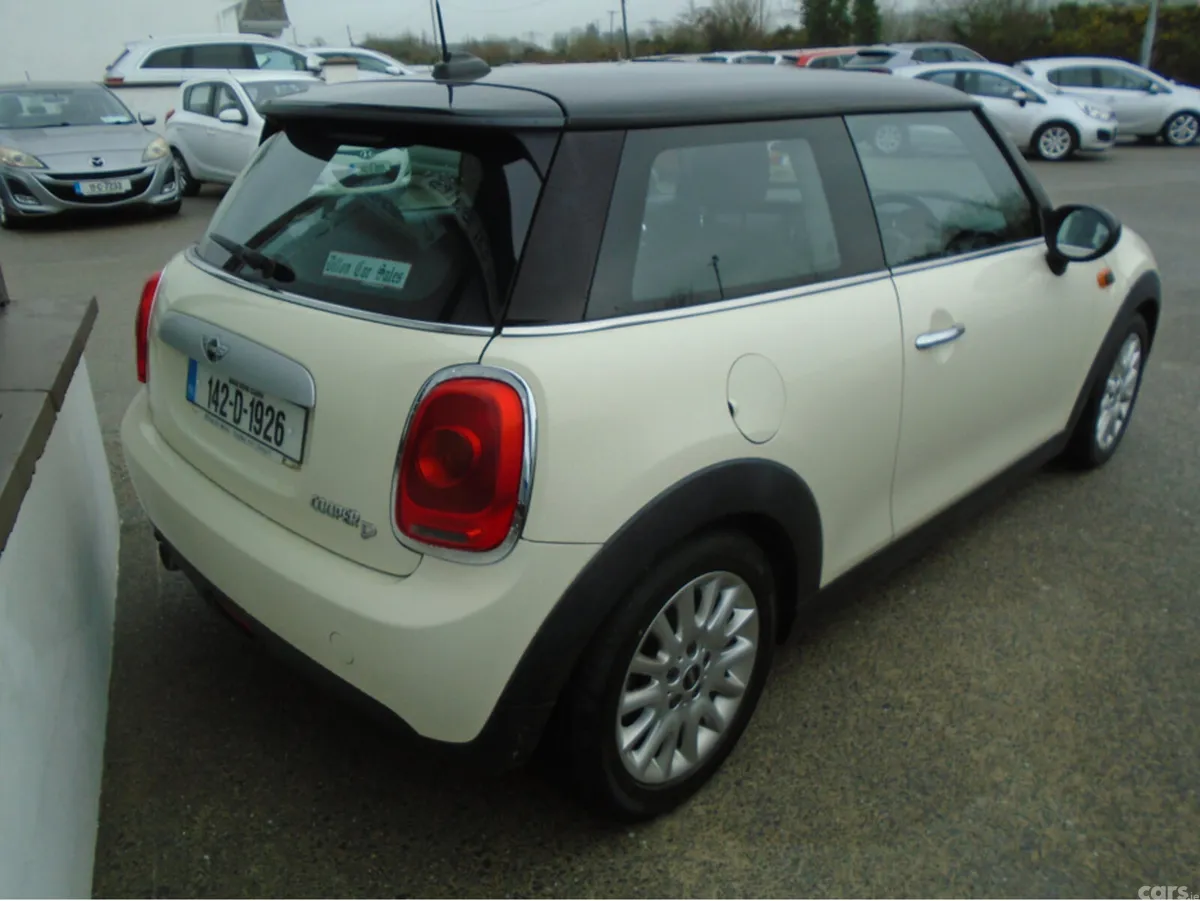 Mini Cooper Hatchback, Diesel, 2014, White