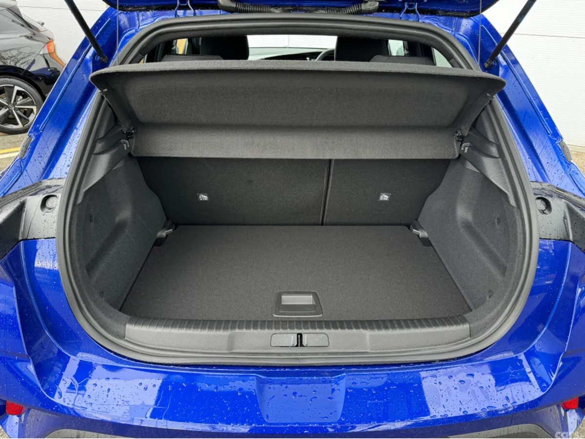 Opel Mokka SUV, Petrol Hybrid, 2026, Blue