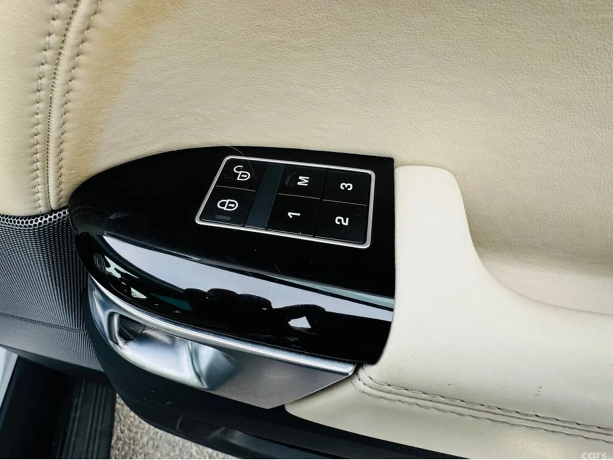 Land Rover Range Rover Sport SUV, Diesel, 2015, White