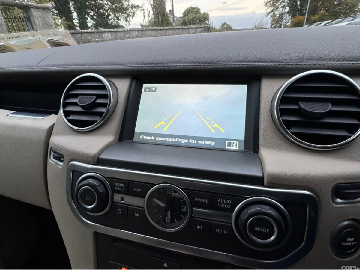 Land Rover Discovery SUV, Diesel, 2014, Blue