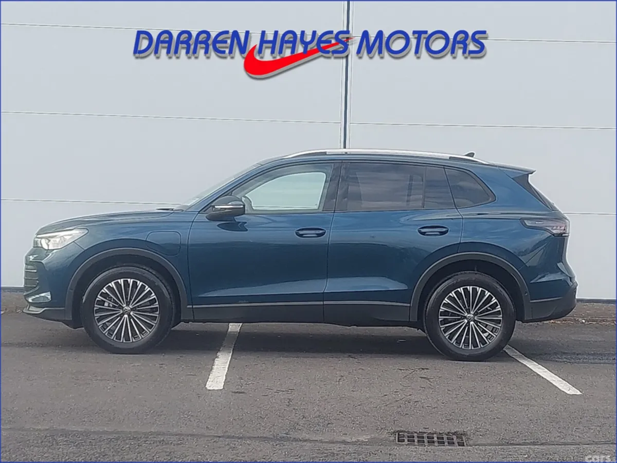 Volkswagen Tiguan Estate, Petrol Hybrid, 2025, Blue